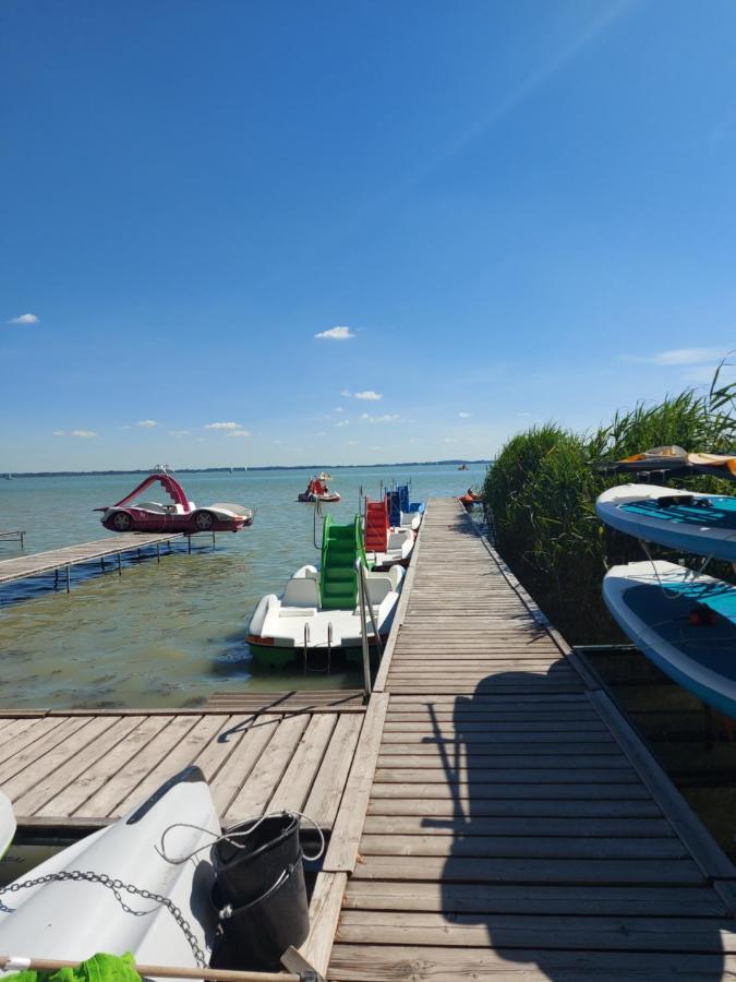 Tulipan Bungalow Camping Resort เจเนชดิแอช ภายนอก รูปภาพ